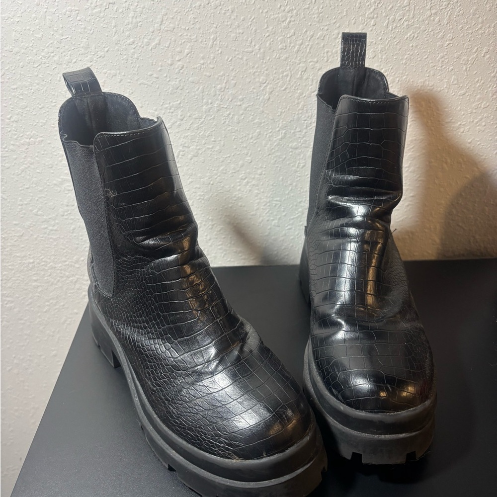 Black Croc-Embossed Heeled Boots